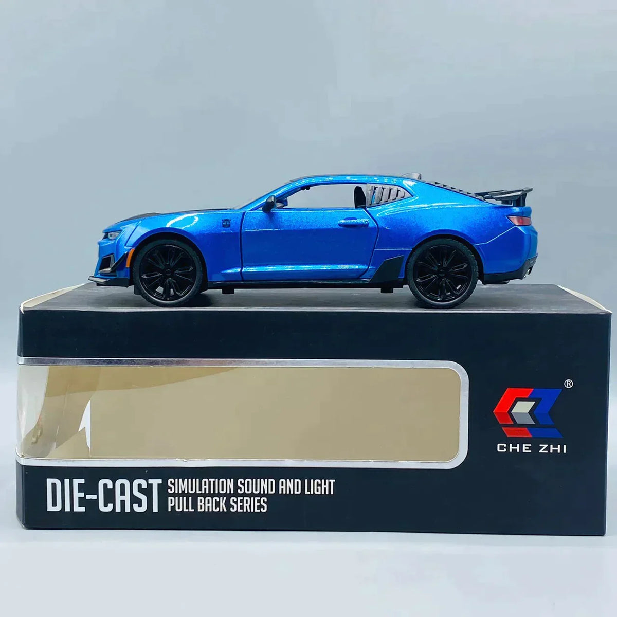 Diecast Chevrolet Camaro With Light 1:24 Scale